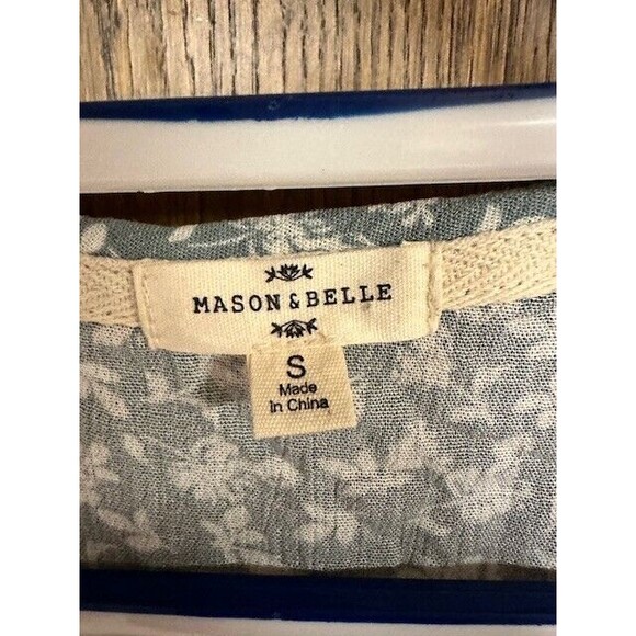 Mason & Belle Floral Top Womens Small Blue Embroidered Sleeveless Tunic Relaxed - Picture 3 of 6